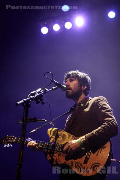 GRUFF RHYS - 2011-03-04 - PARIS - Cafe de la Danse - 